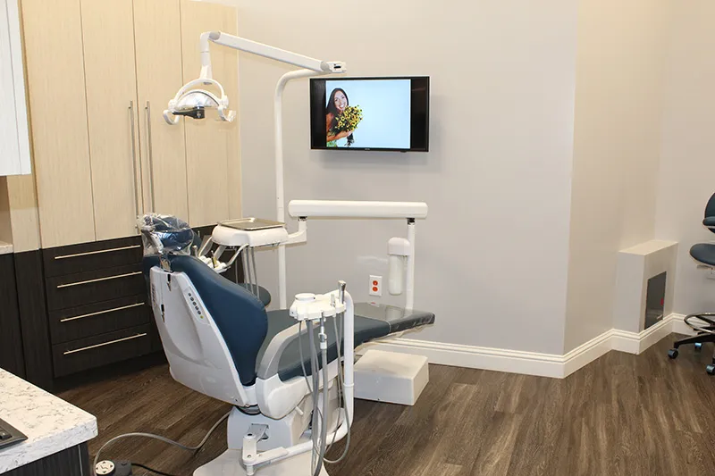 Dental chair - Office concord dental group